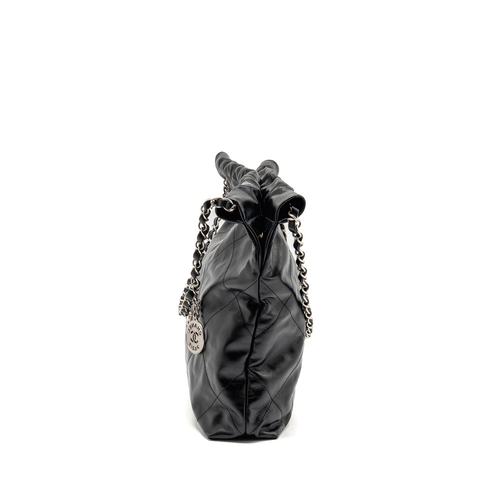 chanel-small-22-shiny-calfskin-black-shw-microchip