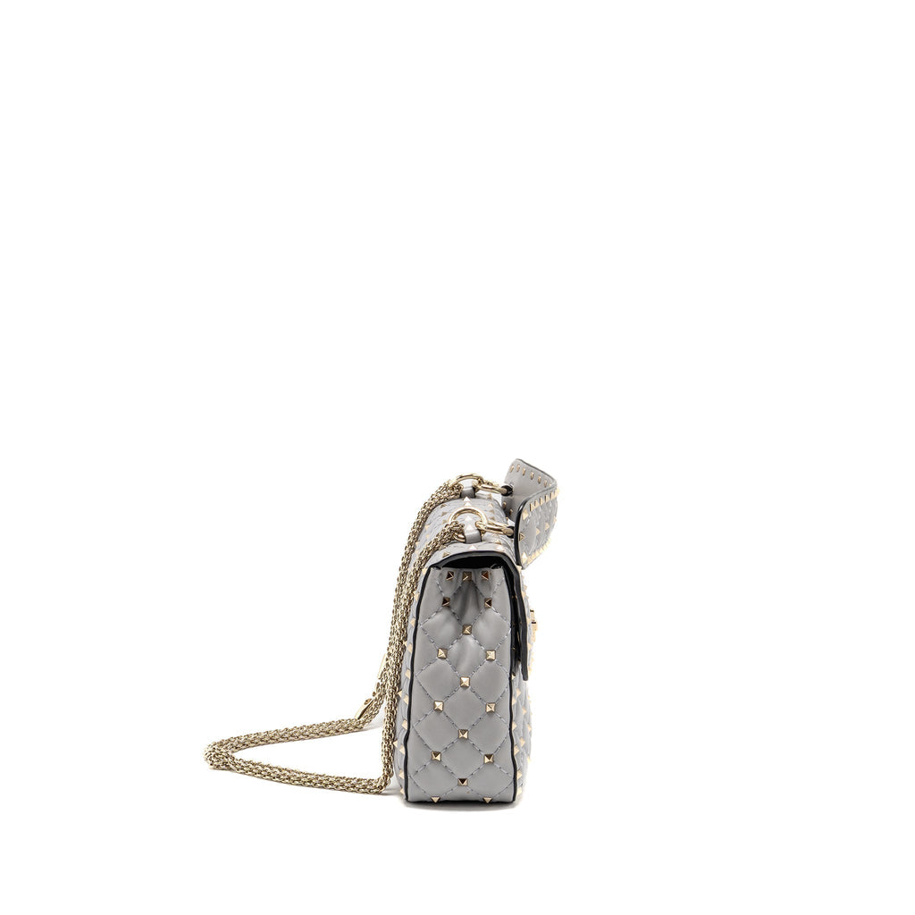 valentino-medium-rockstud-spike-bag-lambskin-nappa-light-grey-lghw