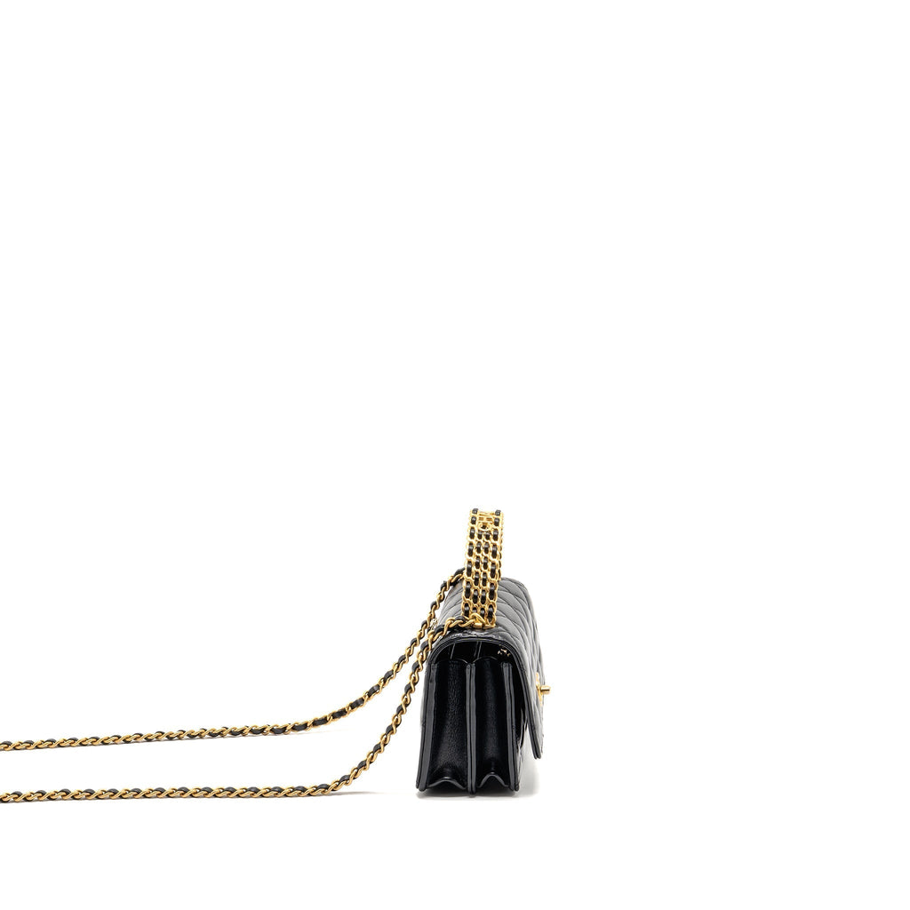 chanel-top-handle-mini-wallet-on-chain-calfskin-black-ghwmicrochip