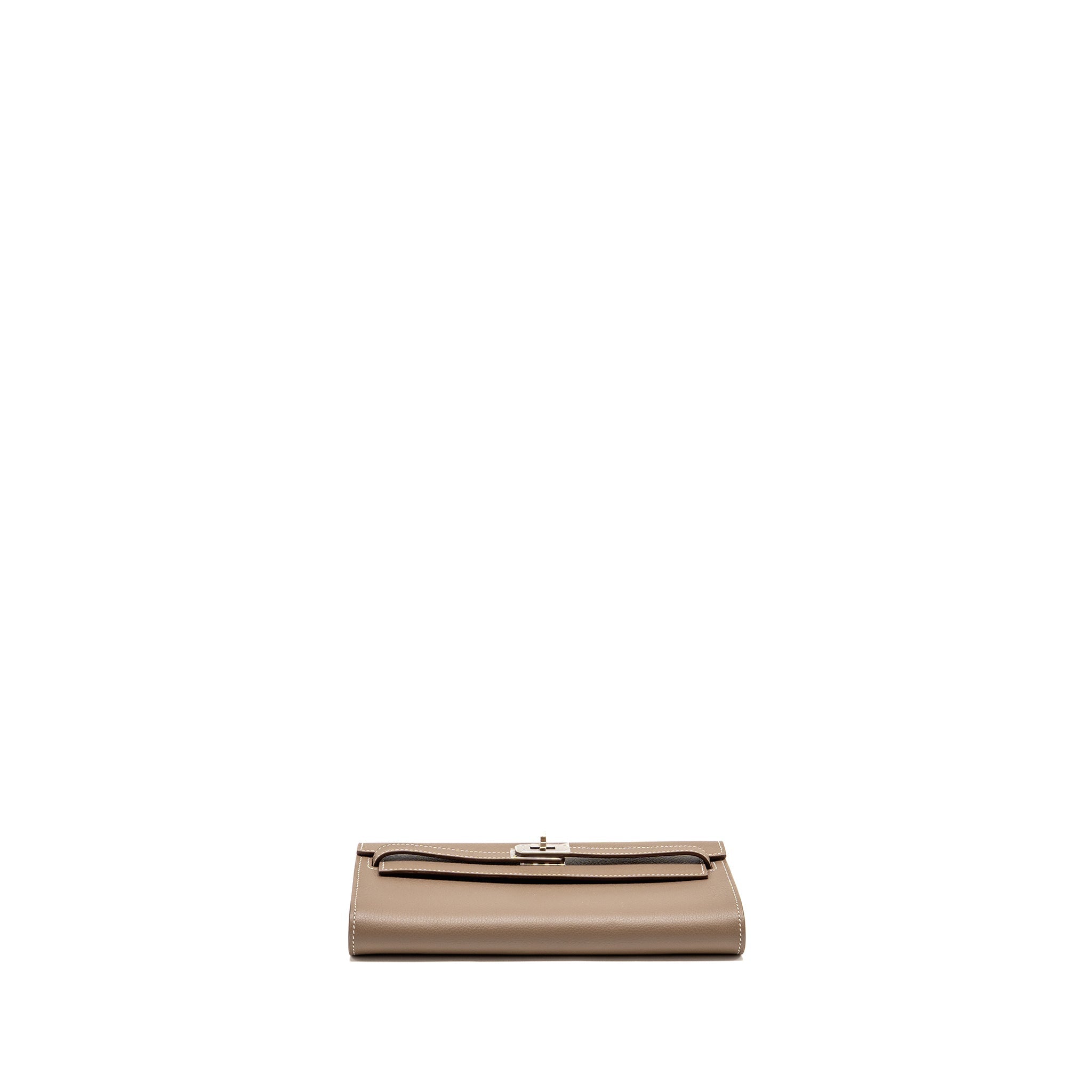 hermes-classic-kelly-to-go-evercolor-etoupe-shw-stamp-b