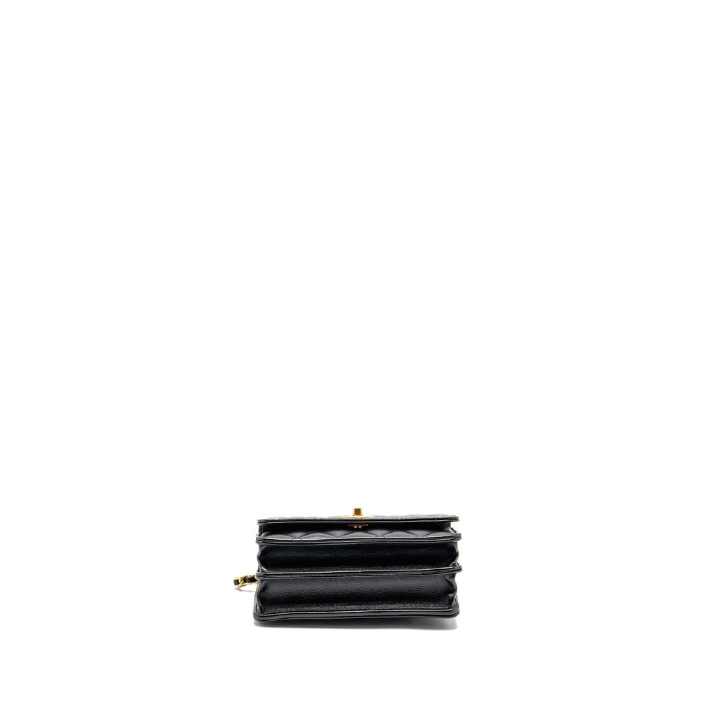 chanel-top-handle-mini-wallet-on-chain-calfskin-black-ghwmicrochip