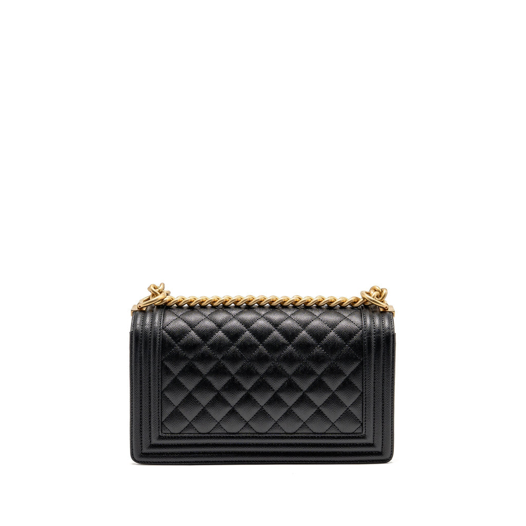 chanel-medium-boy-bag-caviar-black-ghwmicrochip