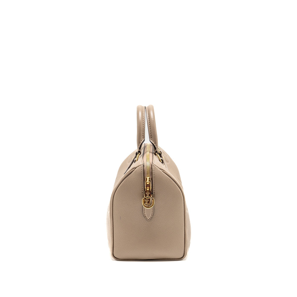 louis-vuitton-speedy-bandouliere-empreinte-leather-tourterelle-taupe-ghw