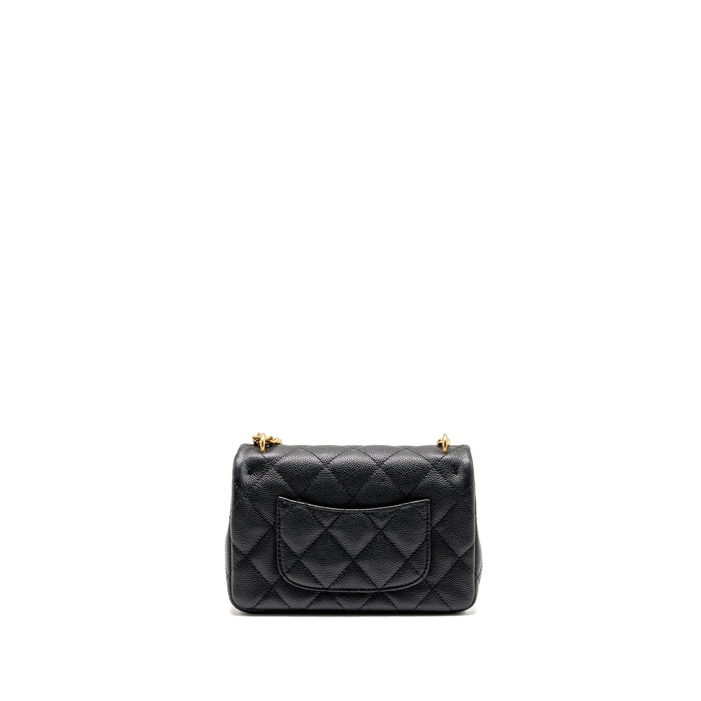 chanel-black-8
