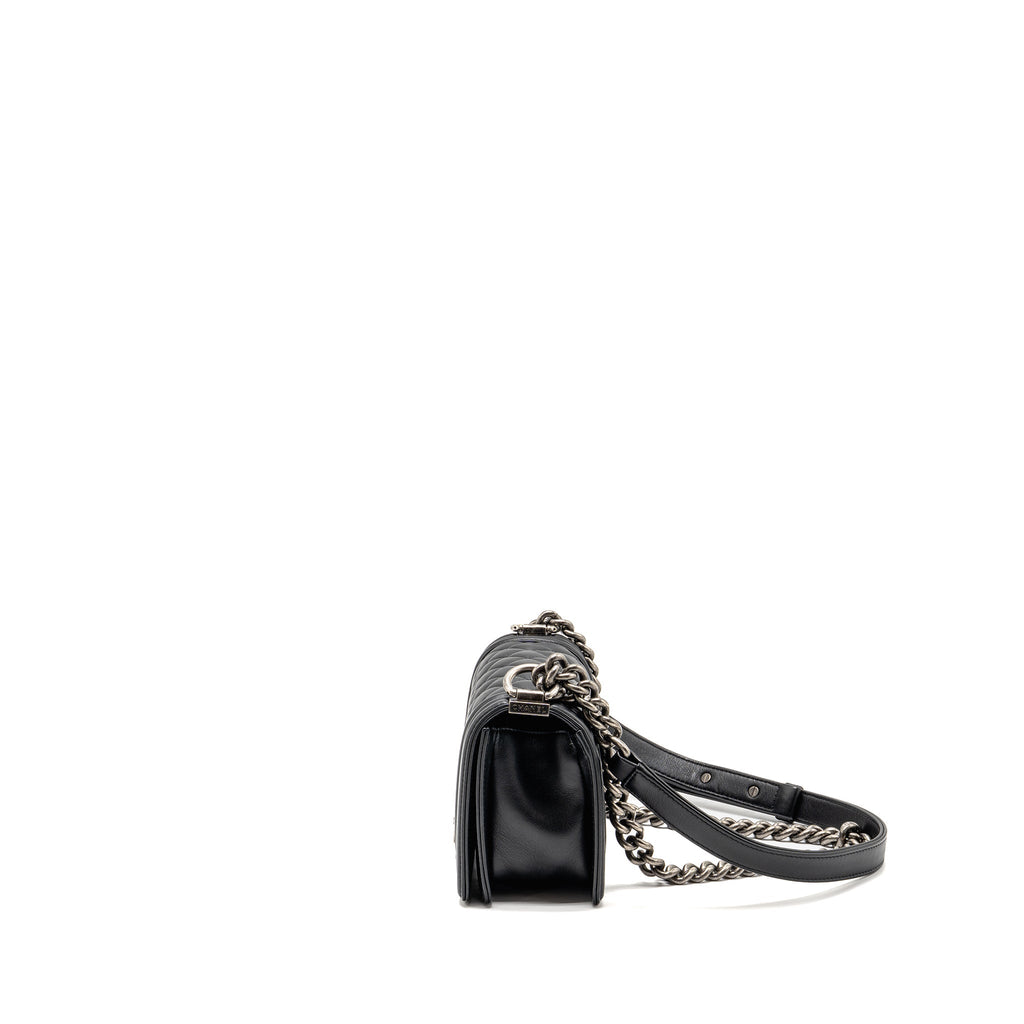 chanel-small-boy-bag-calfskin-black-shw