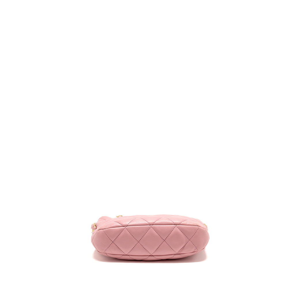 chanel-22k-hobo-bag-with-logo-chain-lambskin-pink-ghw-microchip