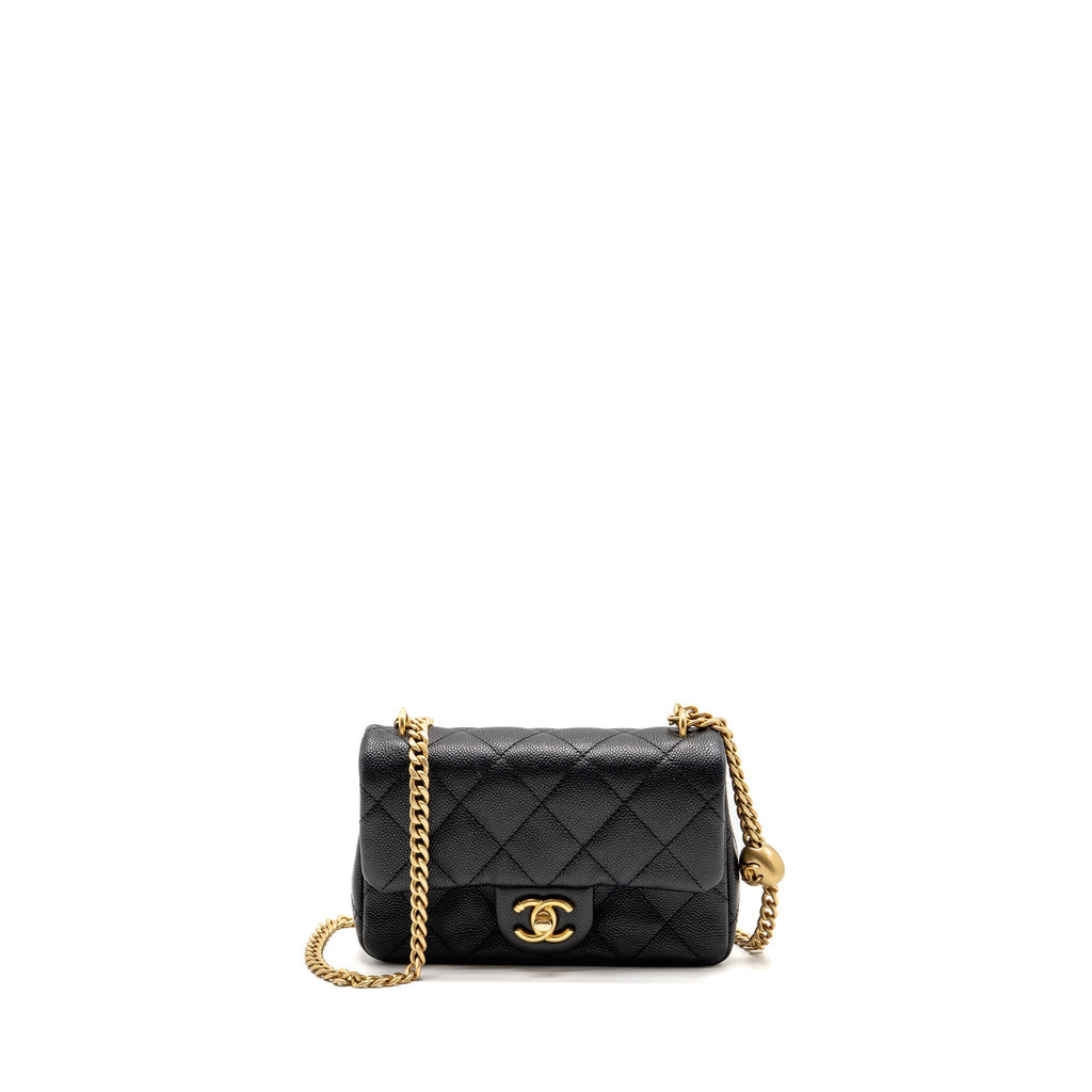 chanel-black-8