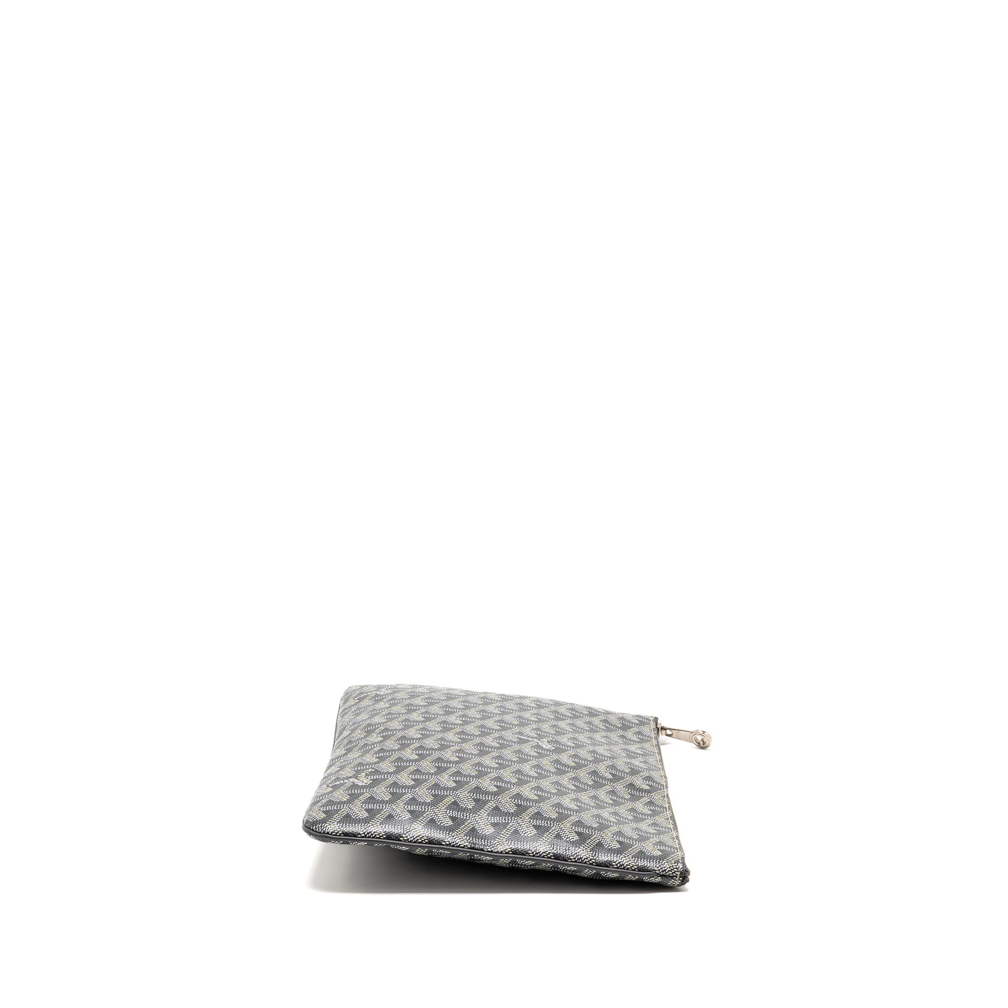 goyard-senat-mm-pouch-goyardline-canvas-grey-shw-1