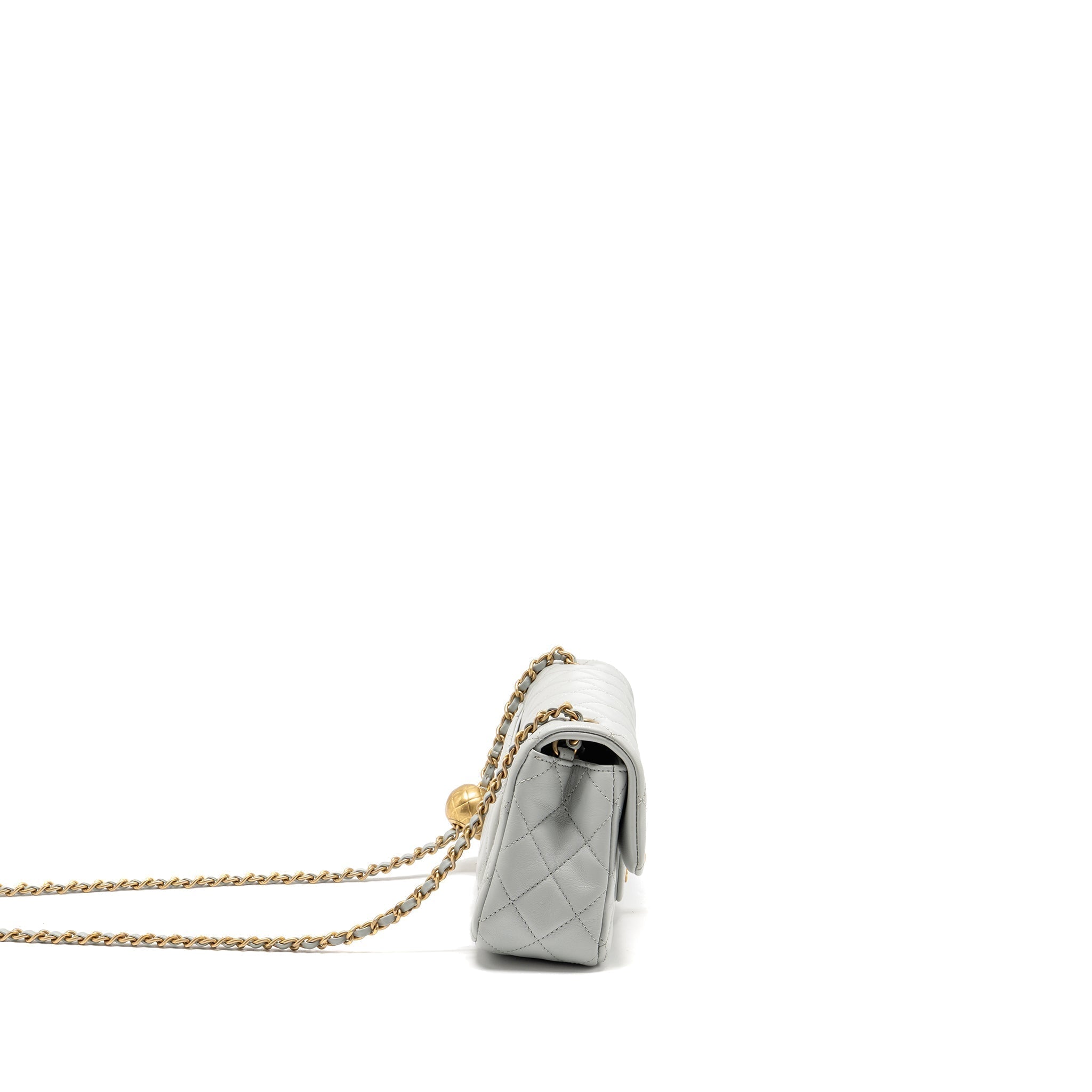chanel-pearl-crush-mini-rectangular-flap-bag-lambskin-grey-ghwmicrochip
