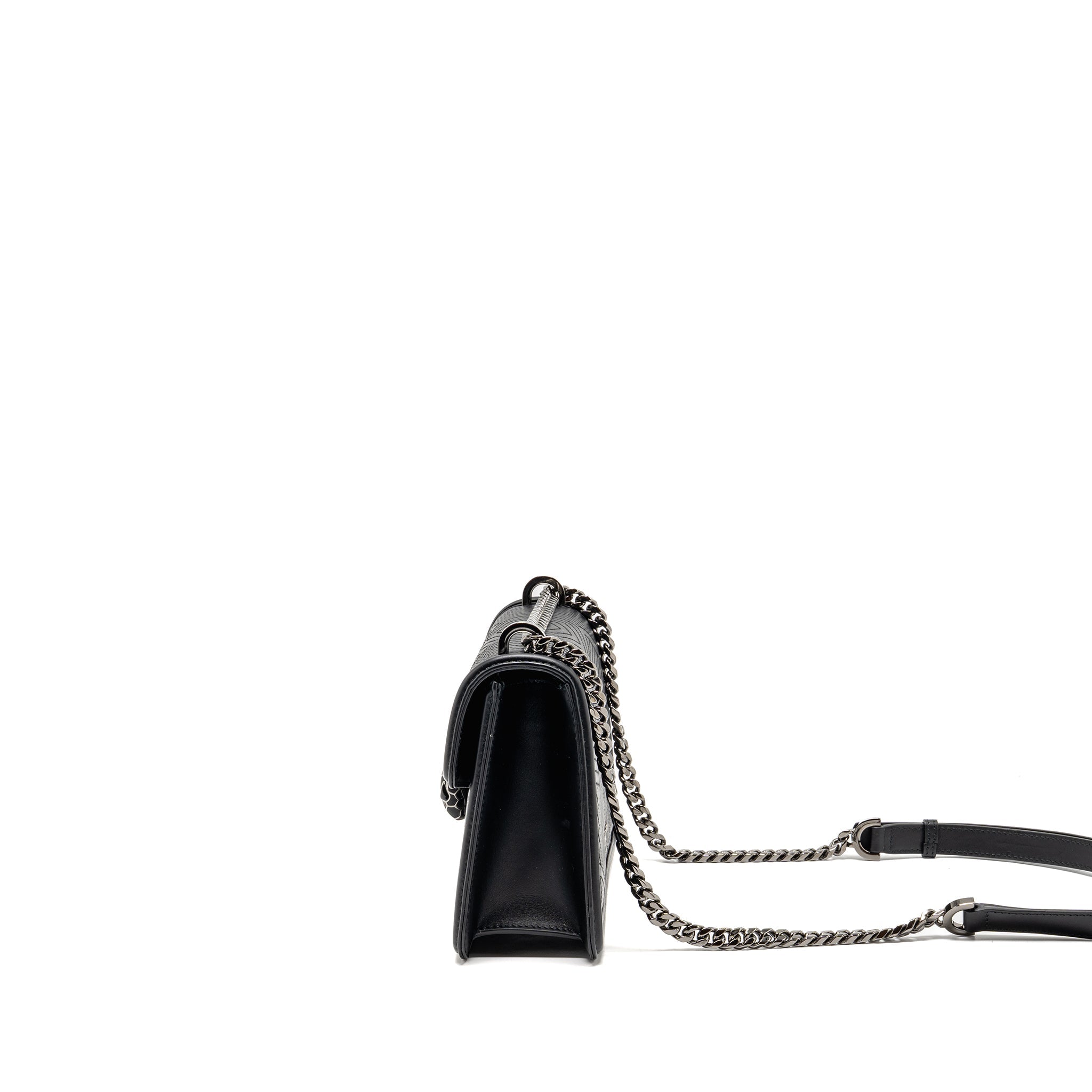 bvlgari-serpenti-forever-flap-bag-calfskin-black-ruthenium-hardware