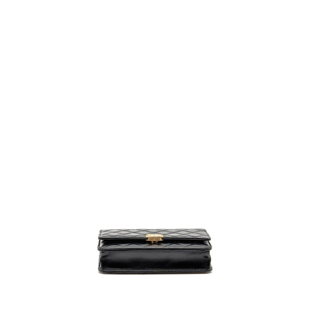 chanel-gold-crush-wallet-on-chain-calfskin-black-ghw-microchip