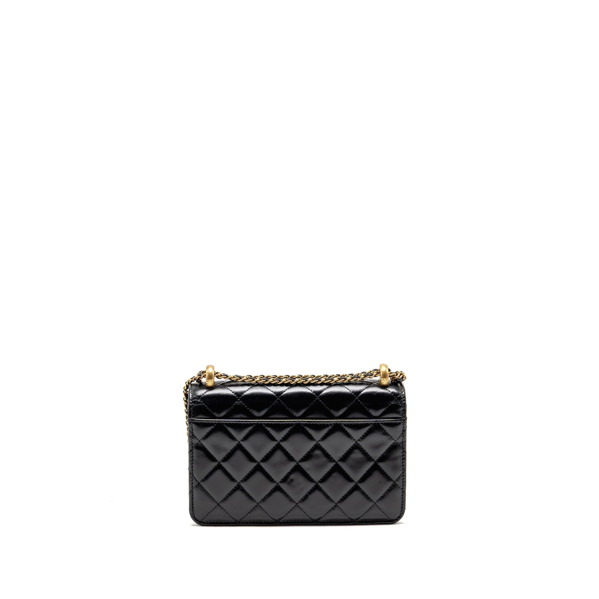 chanel-gold-crush-wallet-on-chain-calfskin-black-ghw-microchip