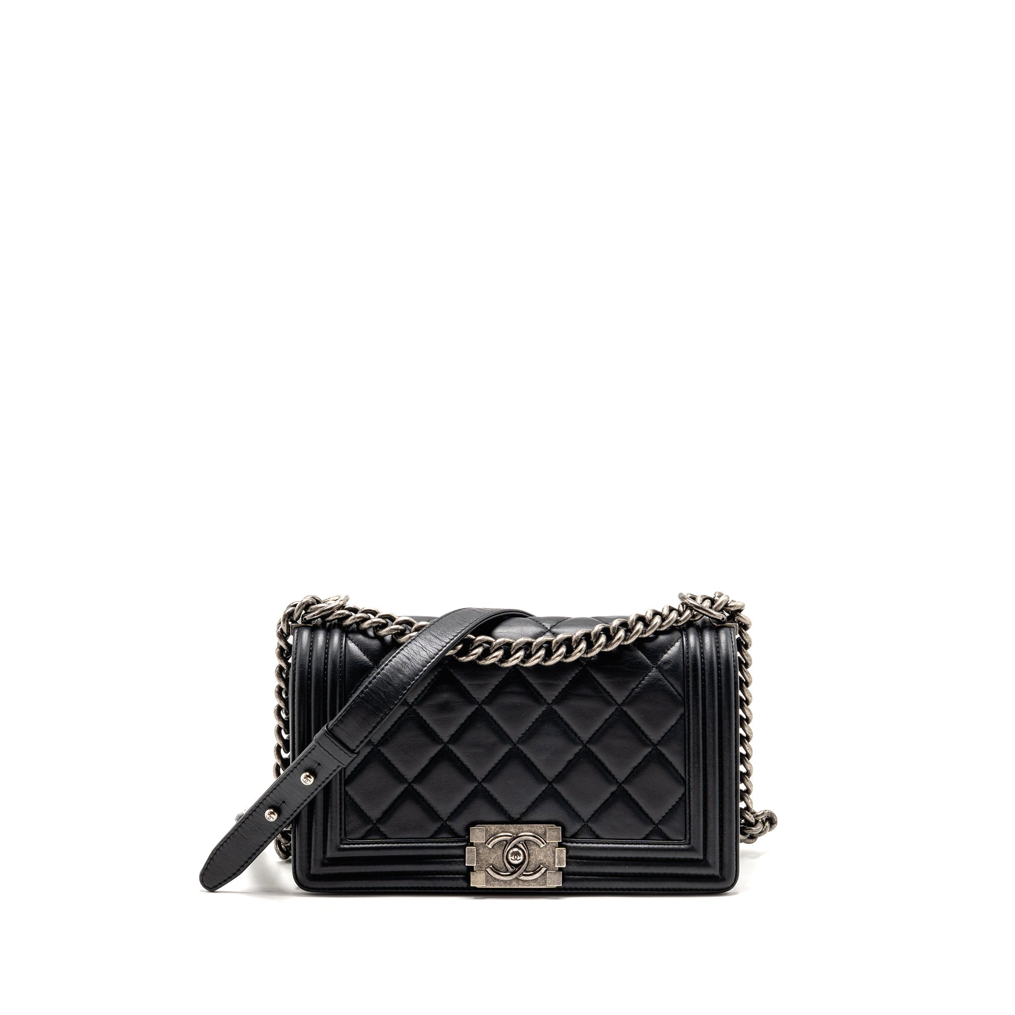 chanel-medium-boy-bag-calfskin-black-ruthenium-hardware-2