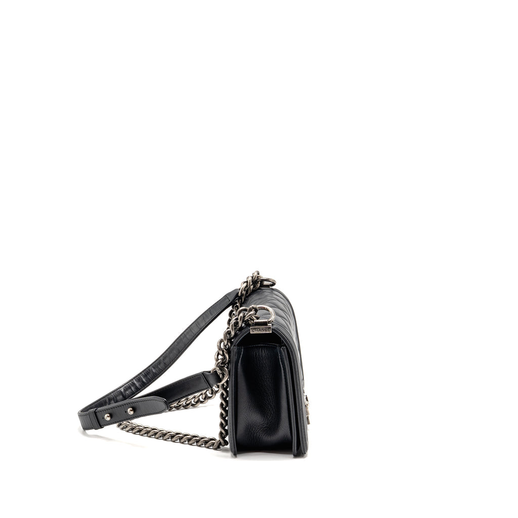 chanel-medium-boy-bag-calfskin-black-ruthenium-hardware-2