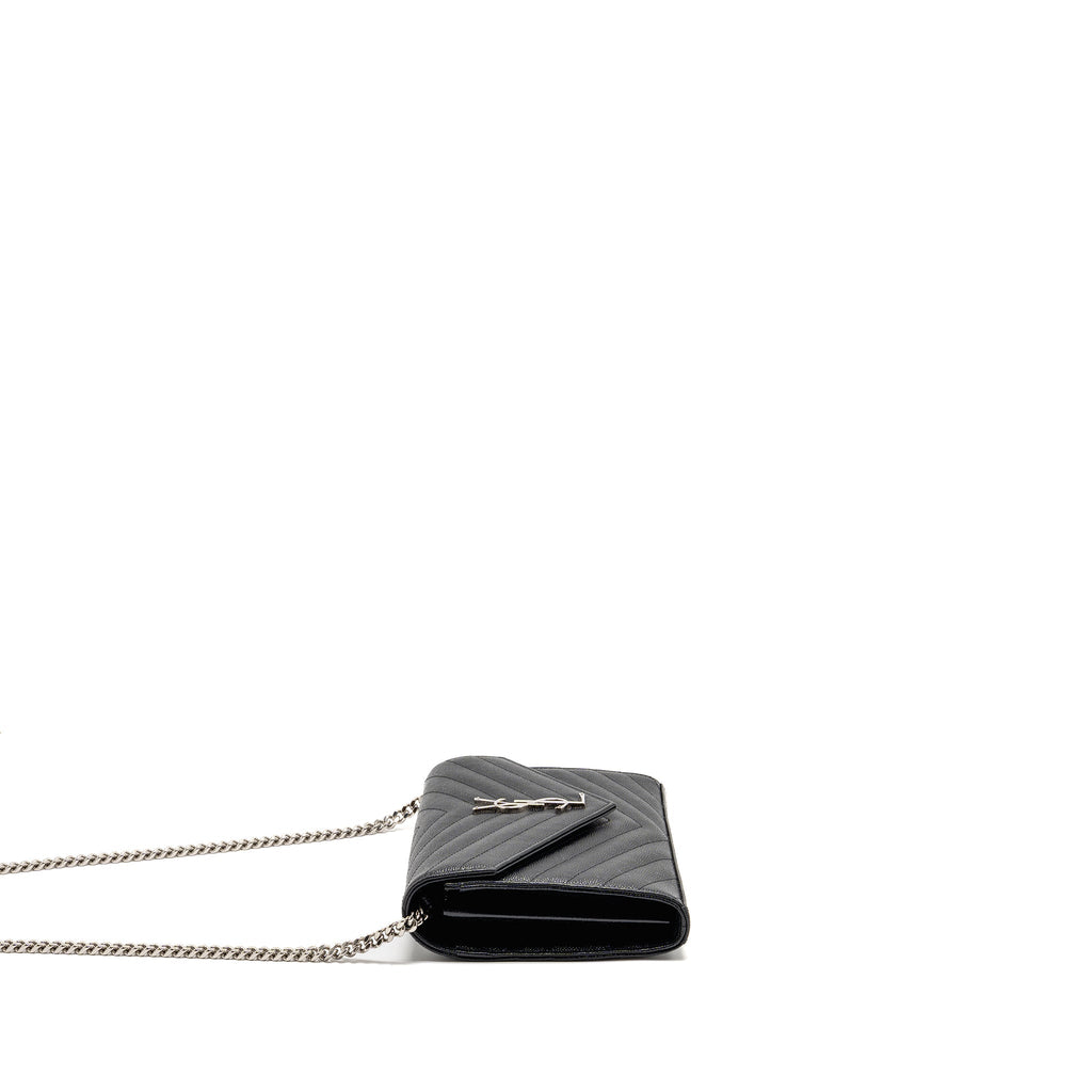 saint-laurent-ysl-envelope-chain-wallet-calfskin-black-shw-copy