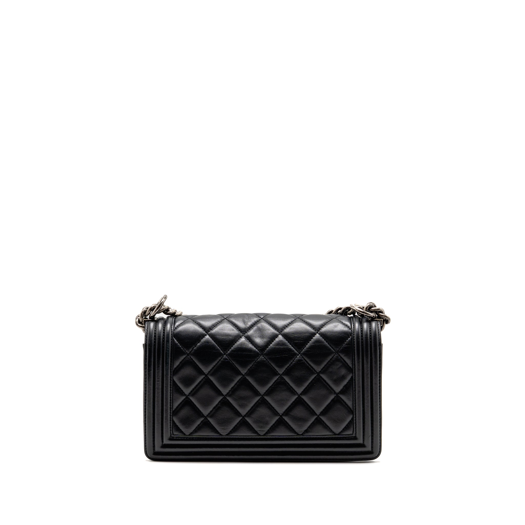 chanel-medium-boy-bag-calfskin-black-ruthenium-hardware-2