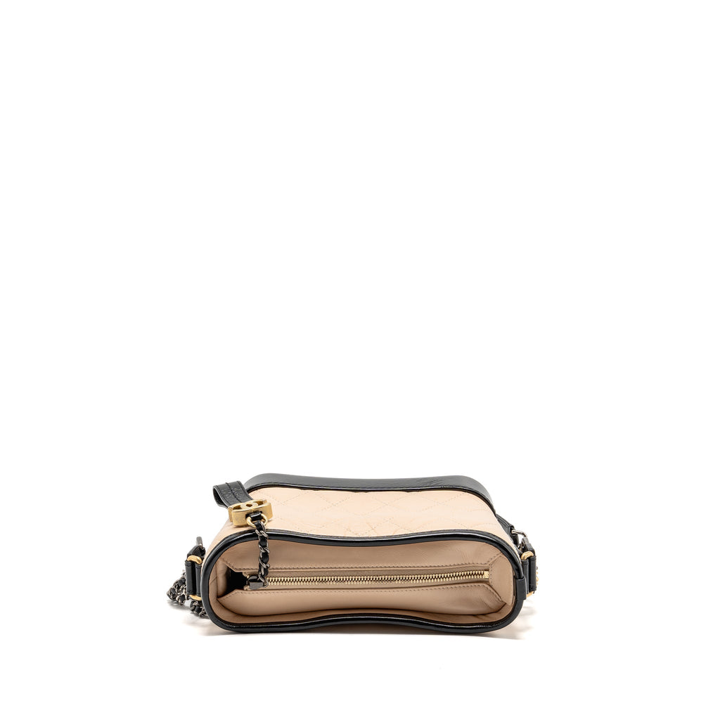 chanel-small-gabrielle-hobo-bag-aged-calfskin-beige-black-multicolour-hardware-copy