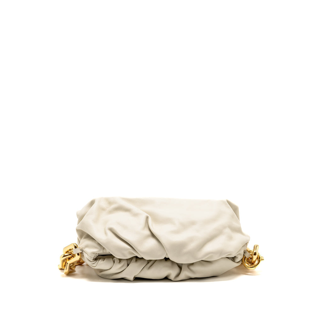 bottega-veneta-chain-pouch-bag-calfskin-white-ghw-1