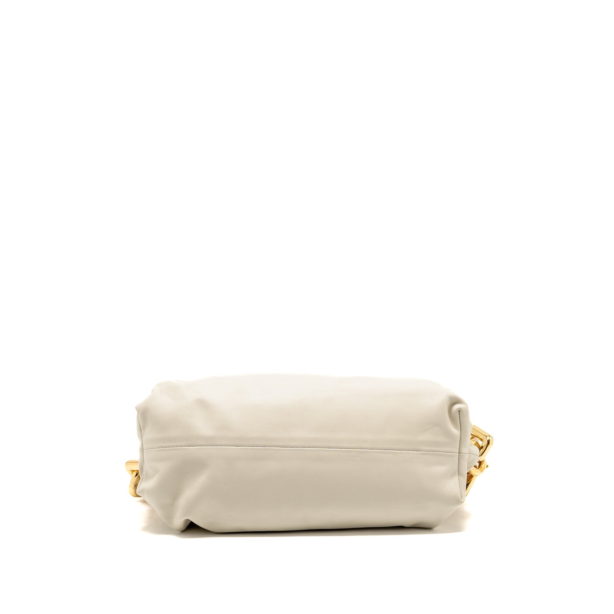 bottega-veneta-chain-pouch-bag-calfskin-white-ghw-1