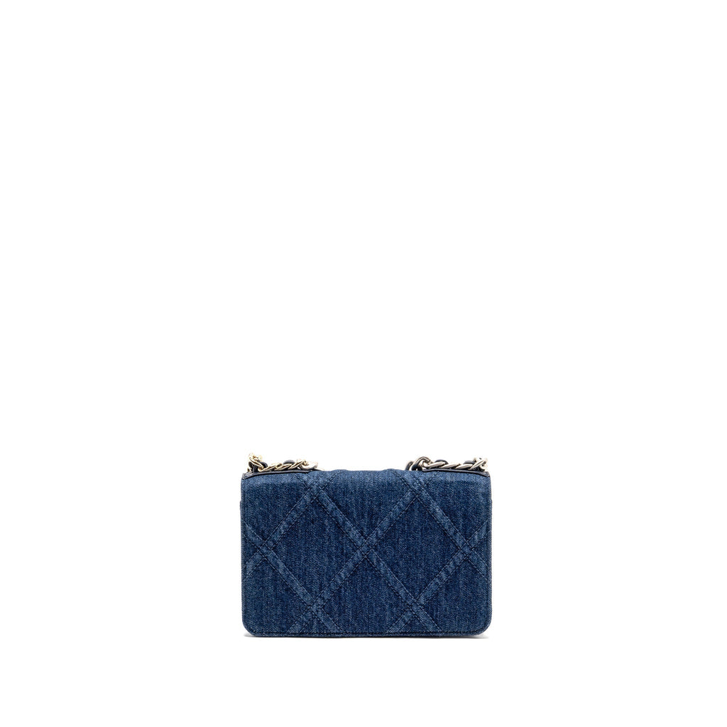 chanel-19-wallet-on-chain-denim-dark-blue-multicolor-hardware-microchip