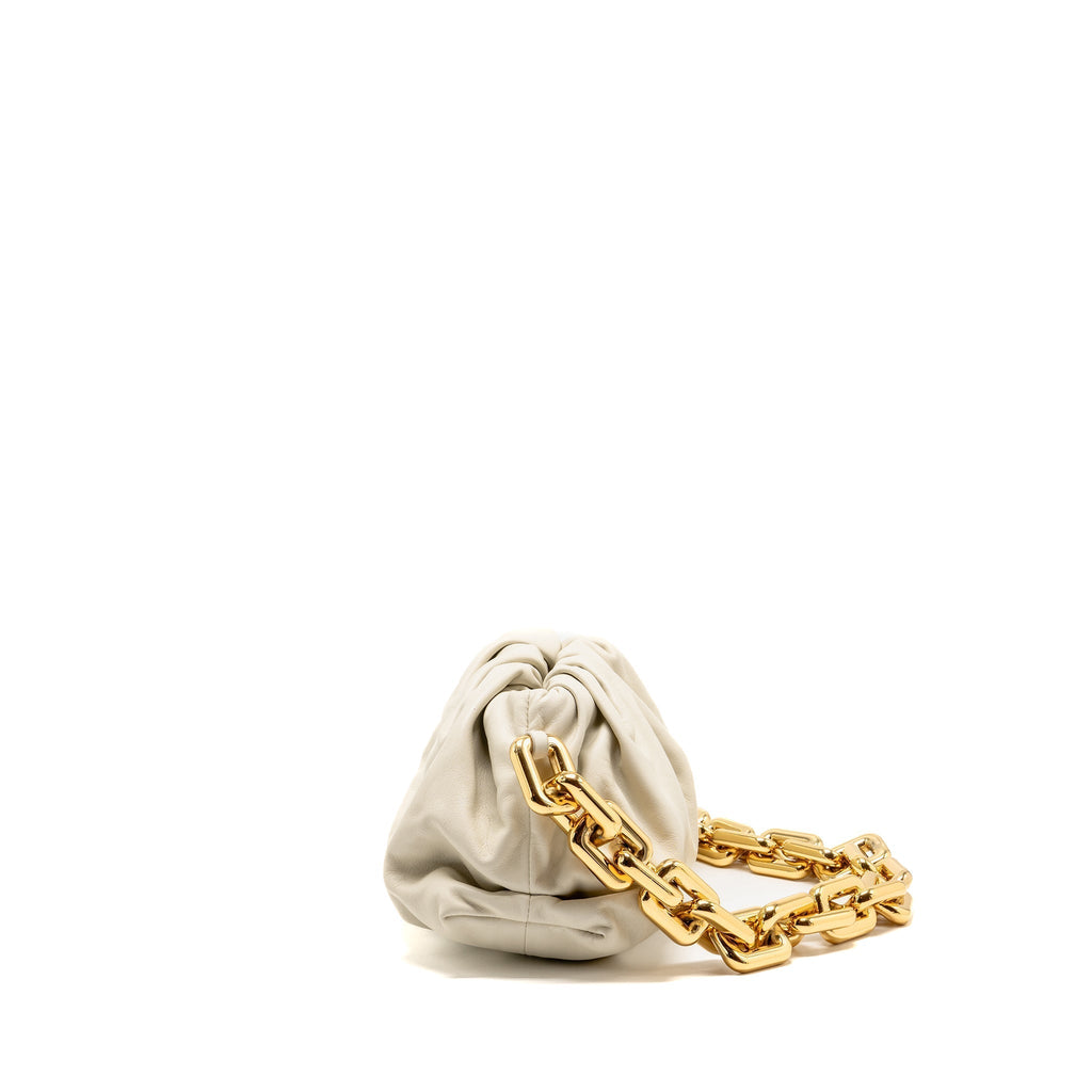 bottega-veneta-chain-pouch-bag-calfskin-white-ghw-1