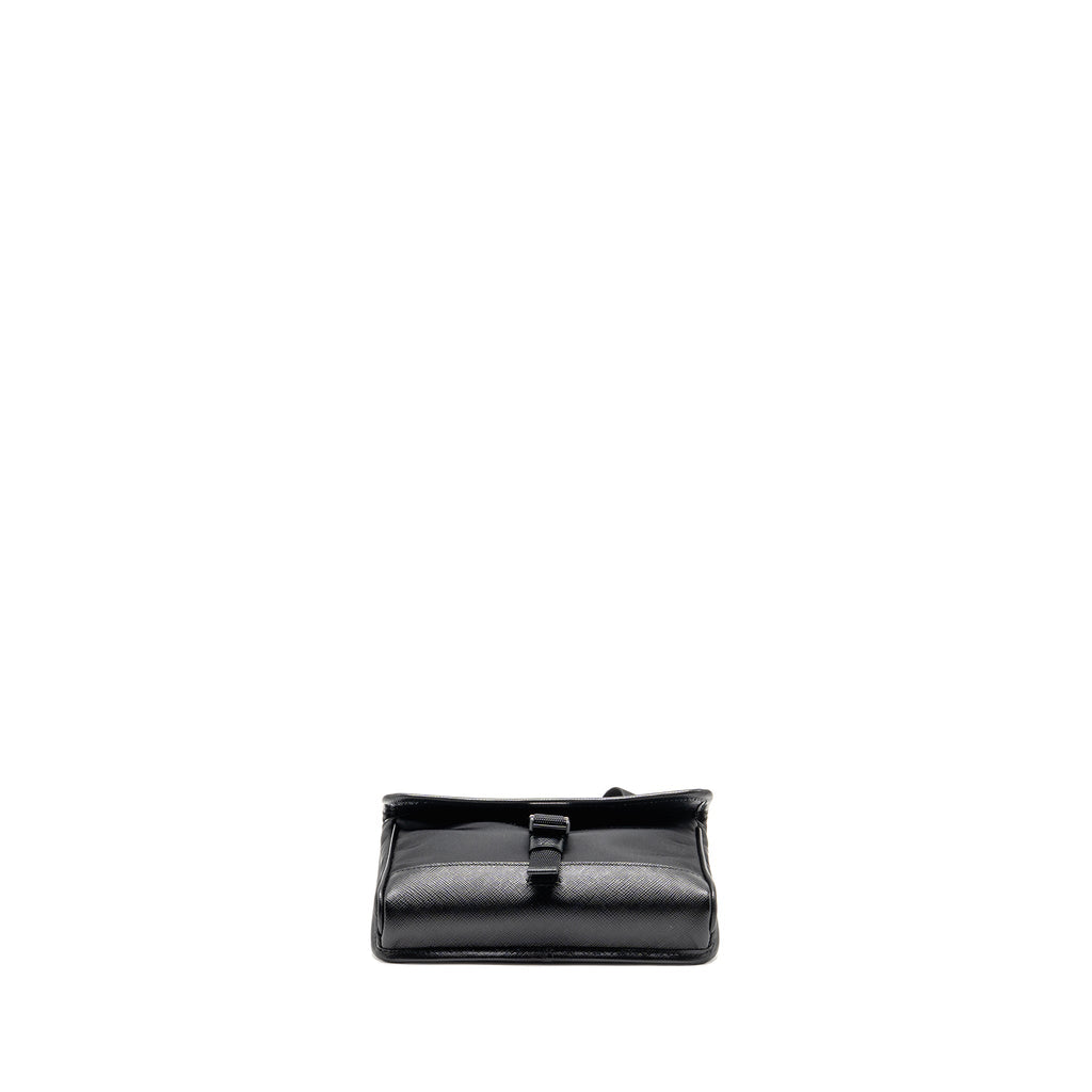 prada-trimmed-saffiano-phone-case-re-nylon-black-shw