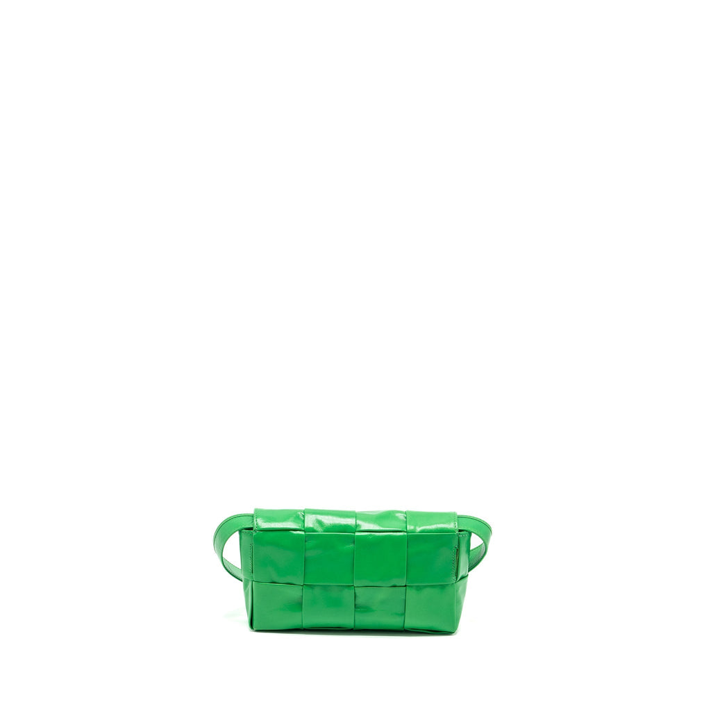 bottega-veneta-cassette-belt-bag-leather-green-shw-copy