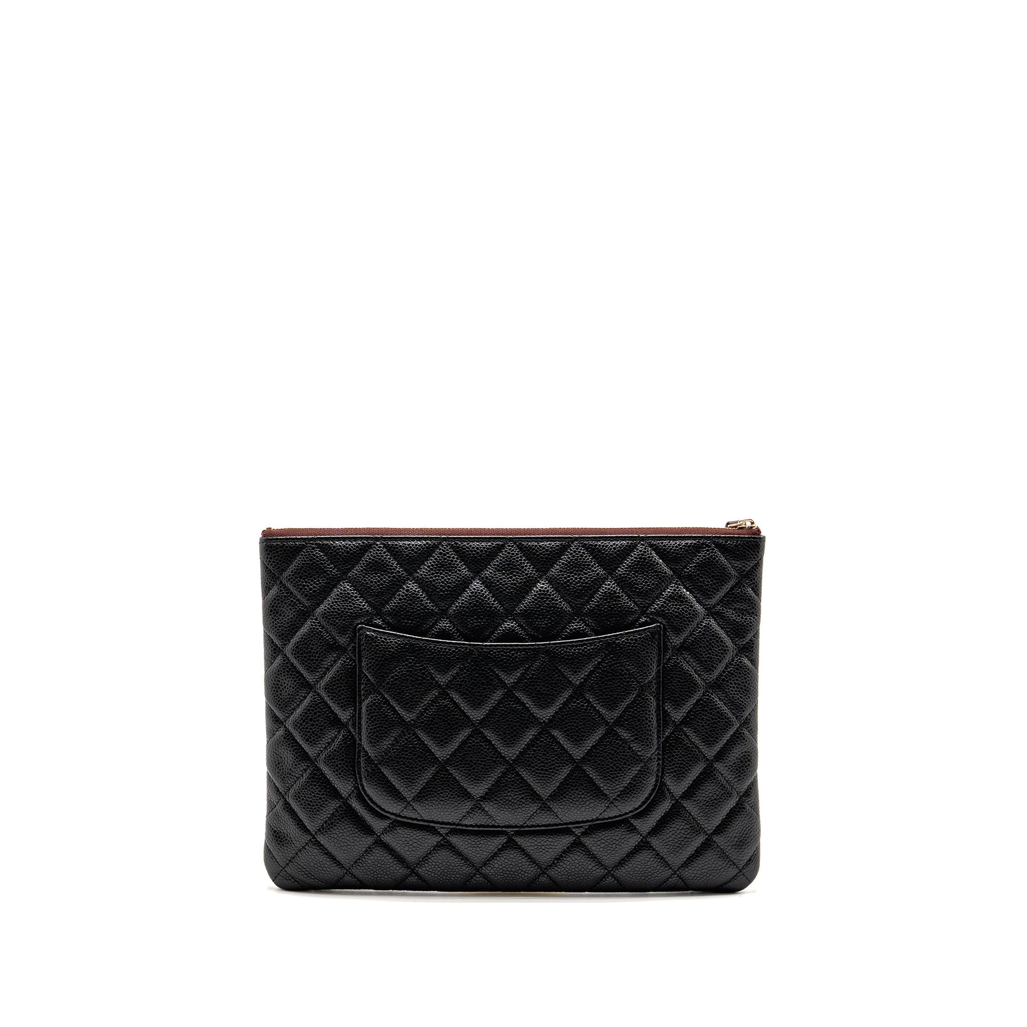 chanel-classic-zipped-pouch-caviar-black-lghw