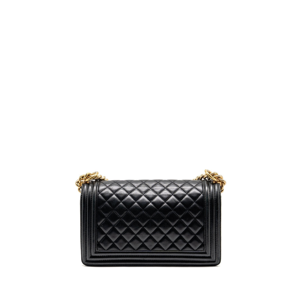 chanel-medium-boy-bag-lambskin-black-ghw-3