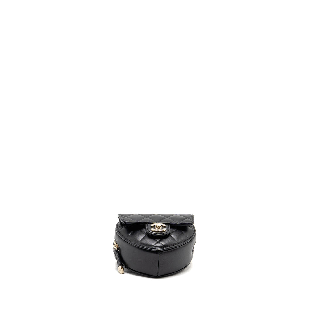 chanel-22s-heart-belt-bag-lambskin-black-lghw-4