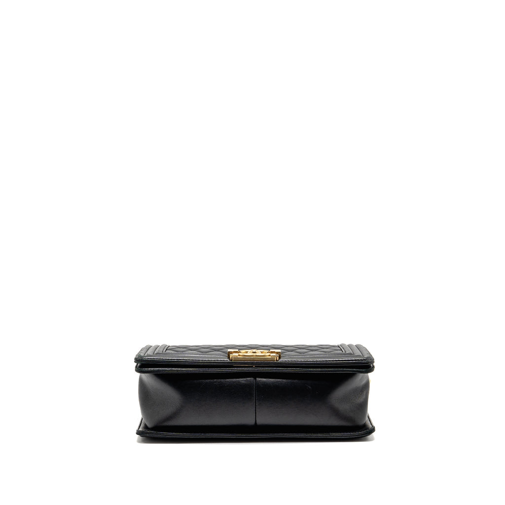 chanel-medium-boy-bag-lambskin-black-ghw-3