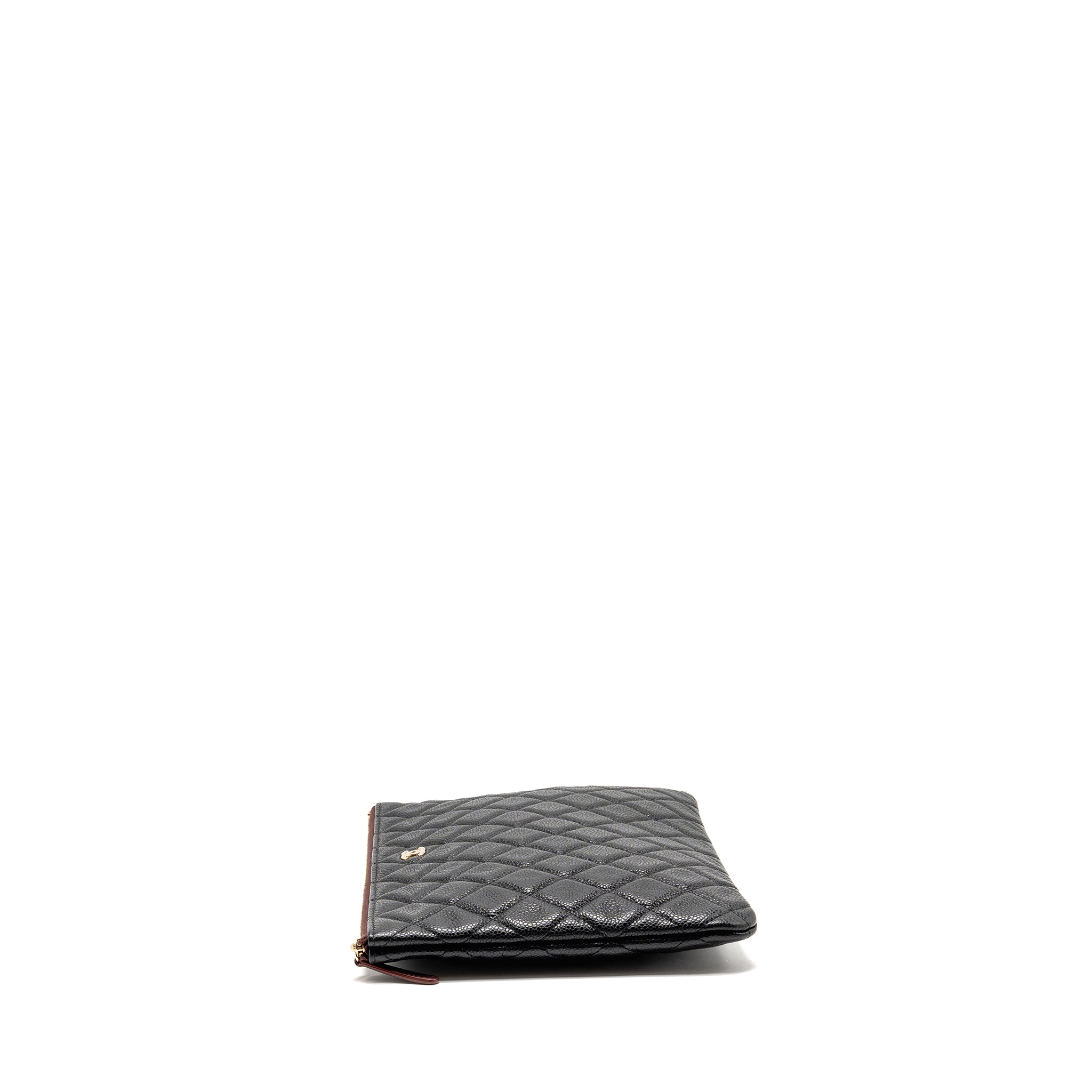 chanel-classic-zipped-pouch-caviar-black-lghw