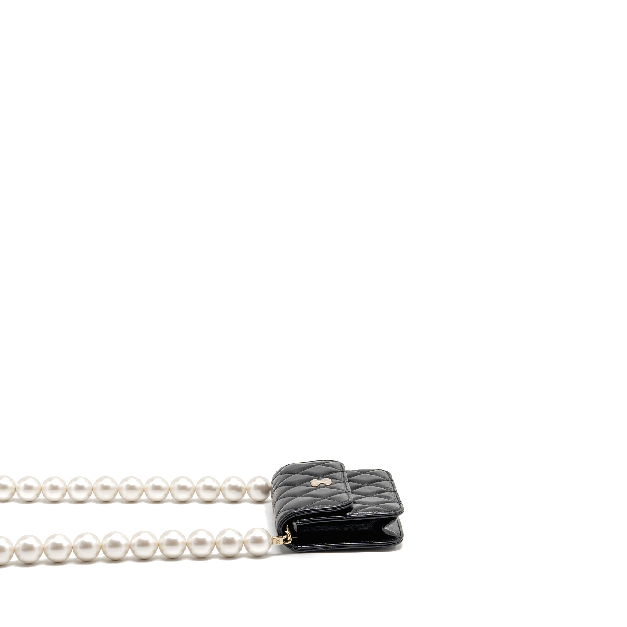 chanel-card-holder-with-maxi-pearls-chain-lambskin-black-lghw