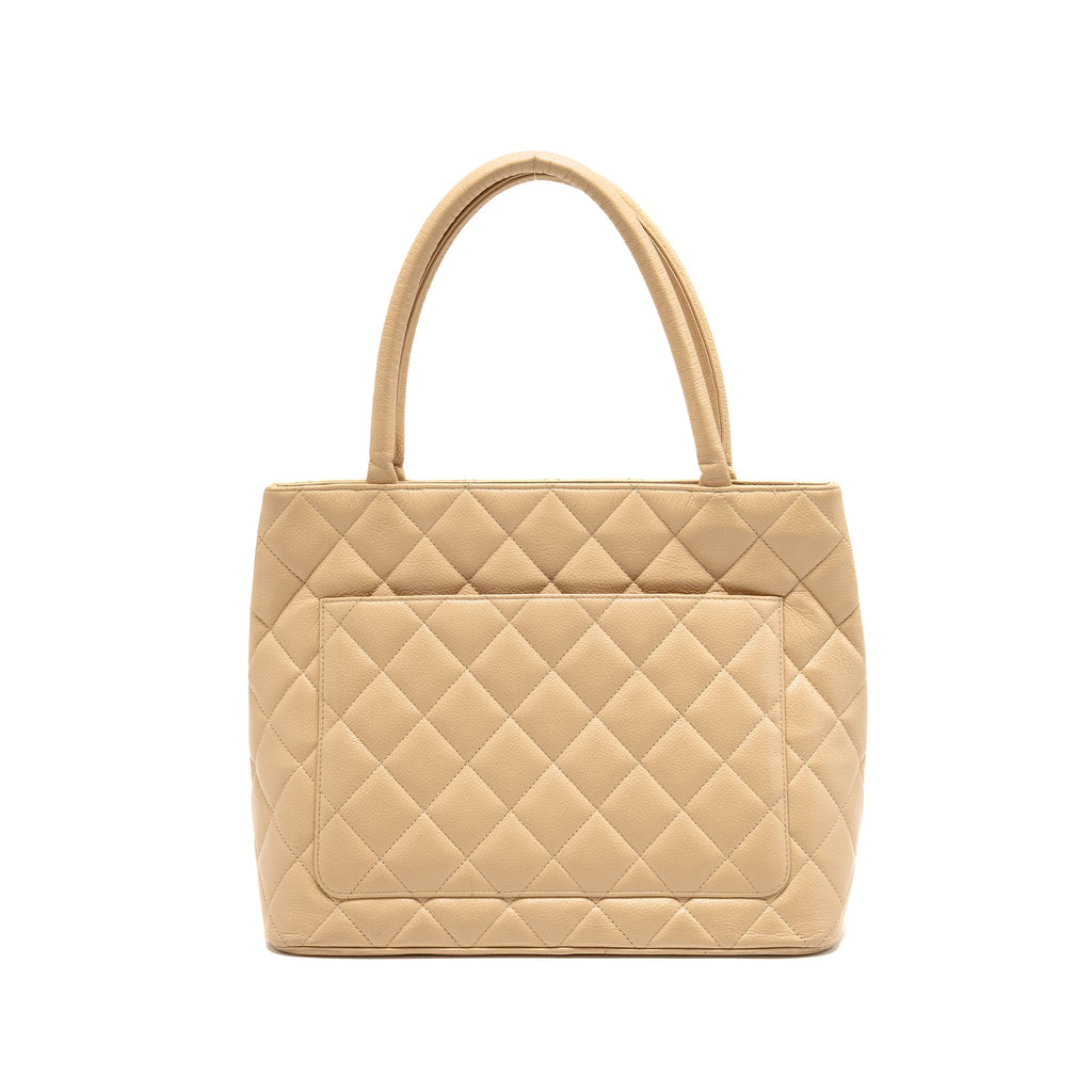 chanel-vintage-medallion-tote-bag-caviar-beige-ghw-1