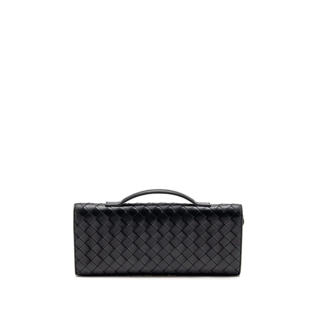 bottega-veneta-andiamo-clutch-intrecciato-calfskin-black-ghw