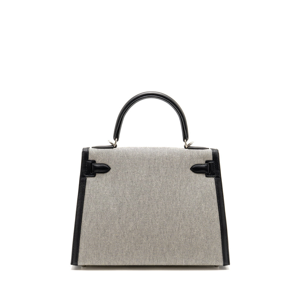 hermes-mini-lindy-swift-gris-pale-gris-meyer-shw-stamp-b-1