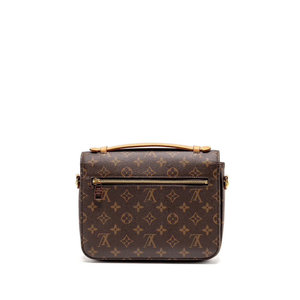 louis-vuitton-pochette-metis-monogram-canvas-ghw-32