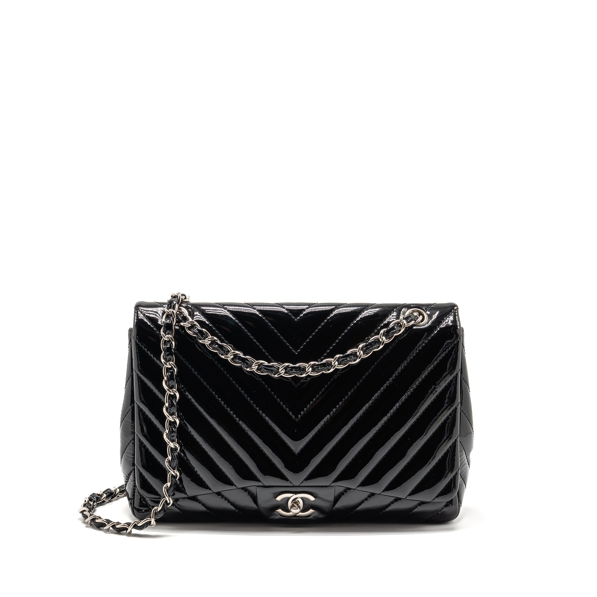 chanel-chevron-jumbo-single-flap-bag-patent-black-shw