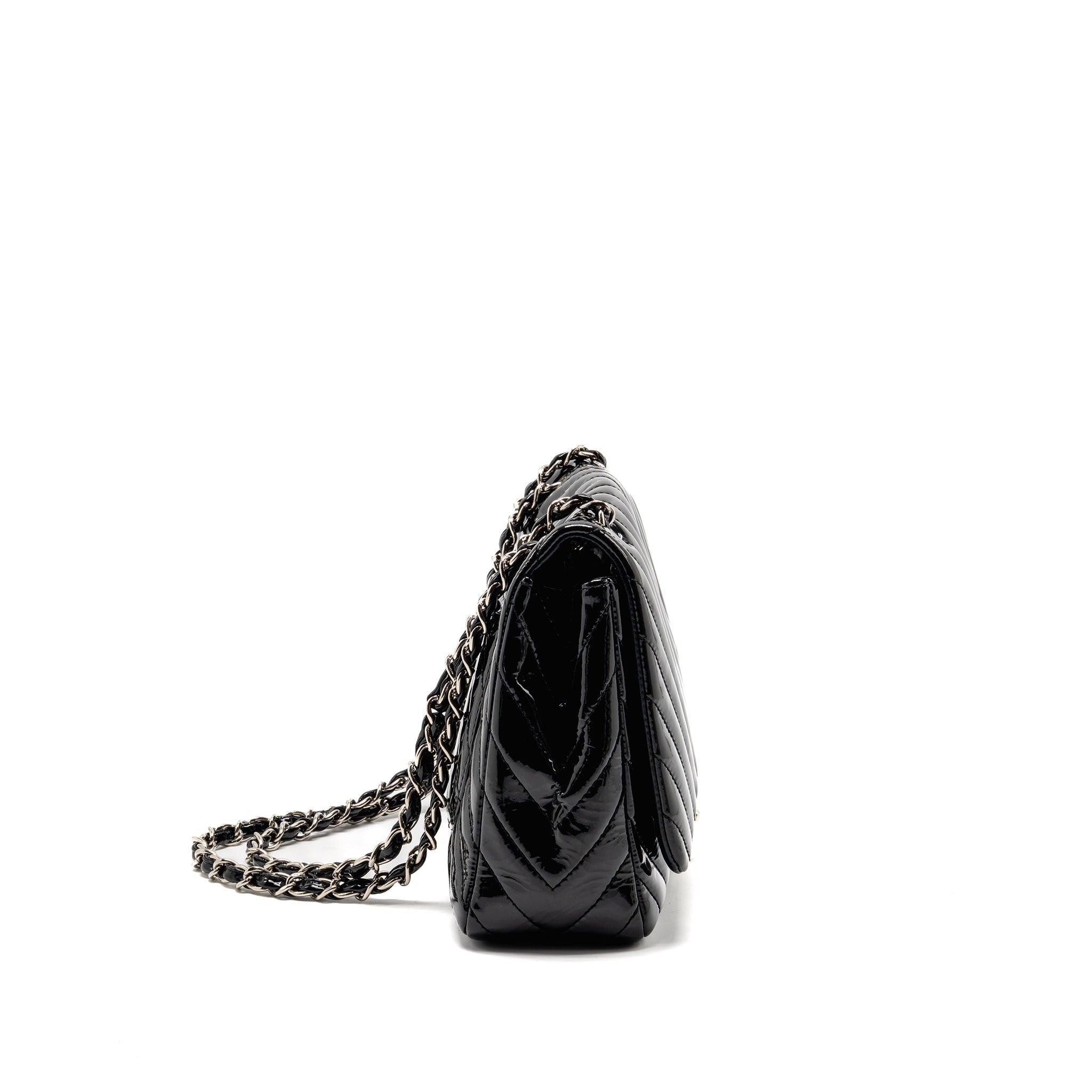 chanel-chevron-jumbo-single-flap-bag-patent-black-shw