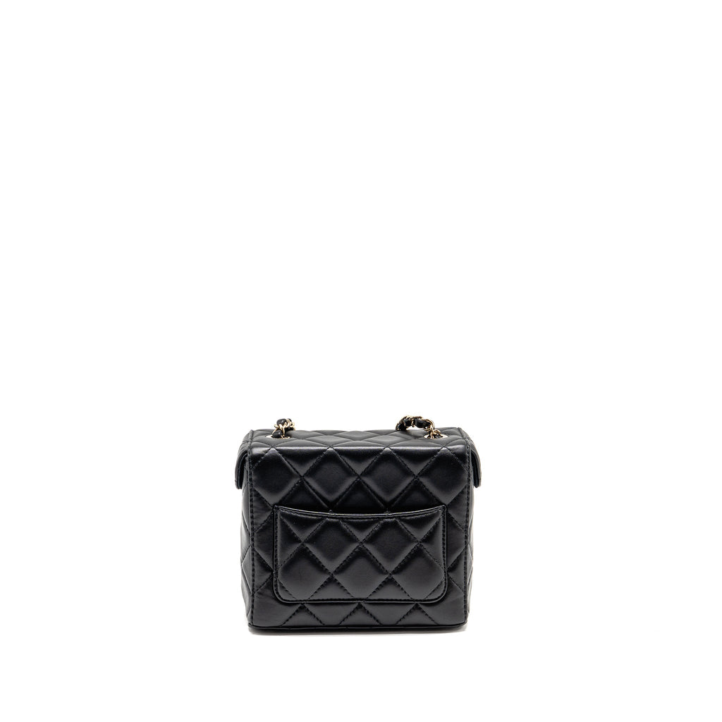 chanel-flap-vanity-with-chain-lambskin-black-lgwh-microchip