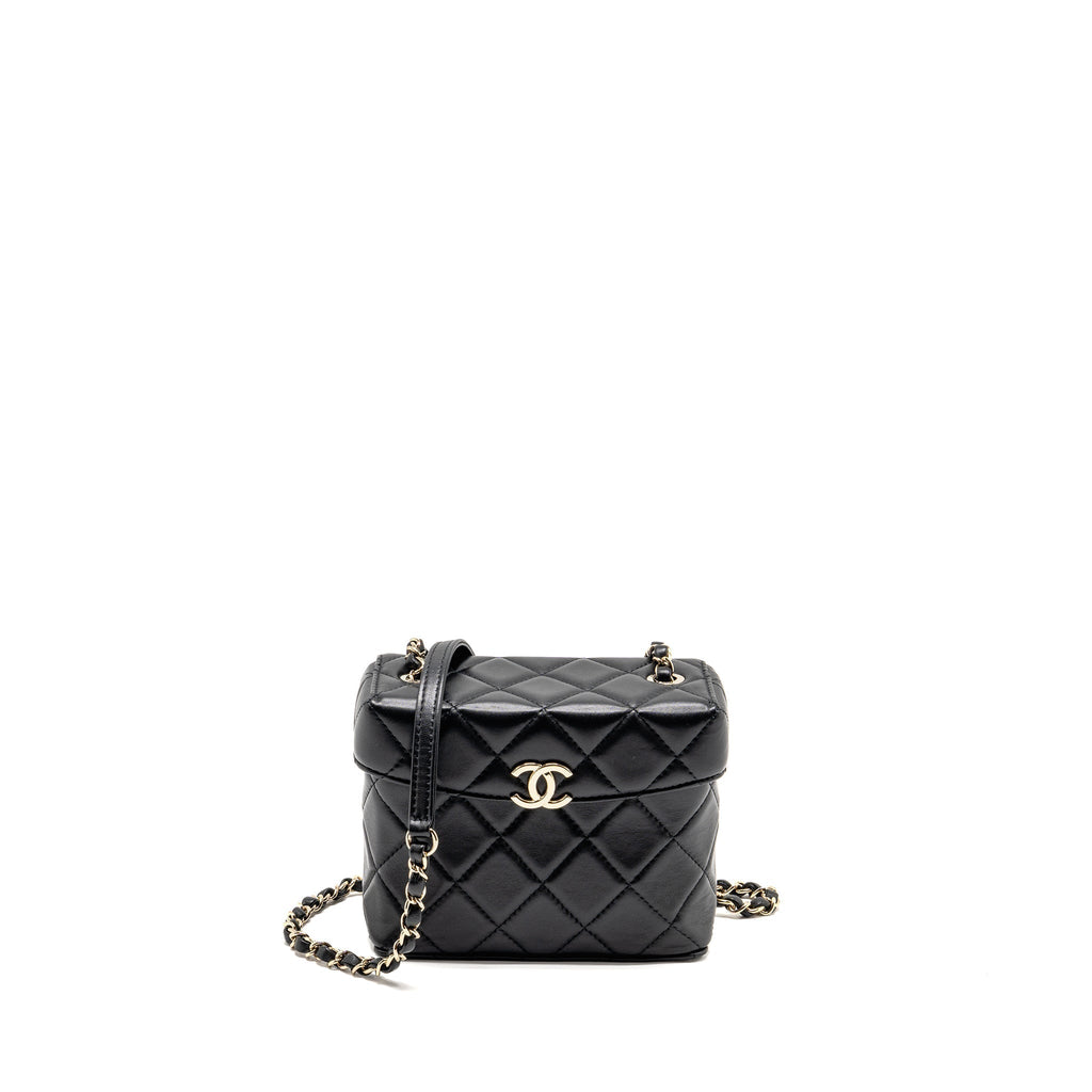 chanel-flap-vanity-with-chain-lambskin-black-lgwh-microchip