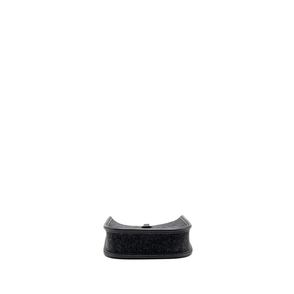 hermes-mini-evelyne-feutre-swift-sangle-wool-graphite-black-shw-stamp-u