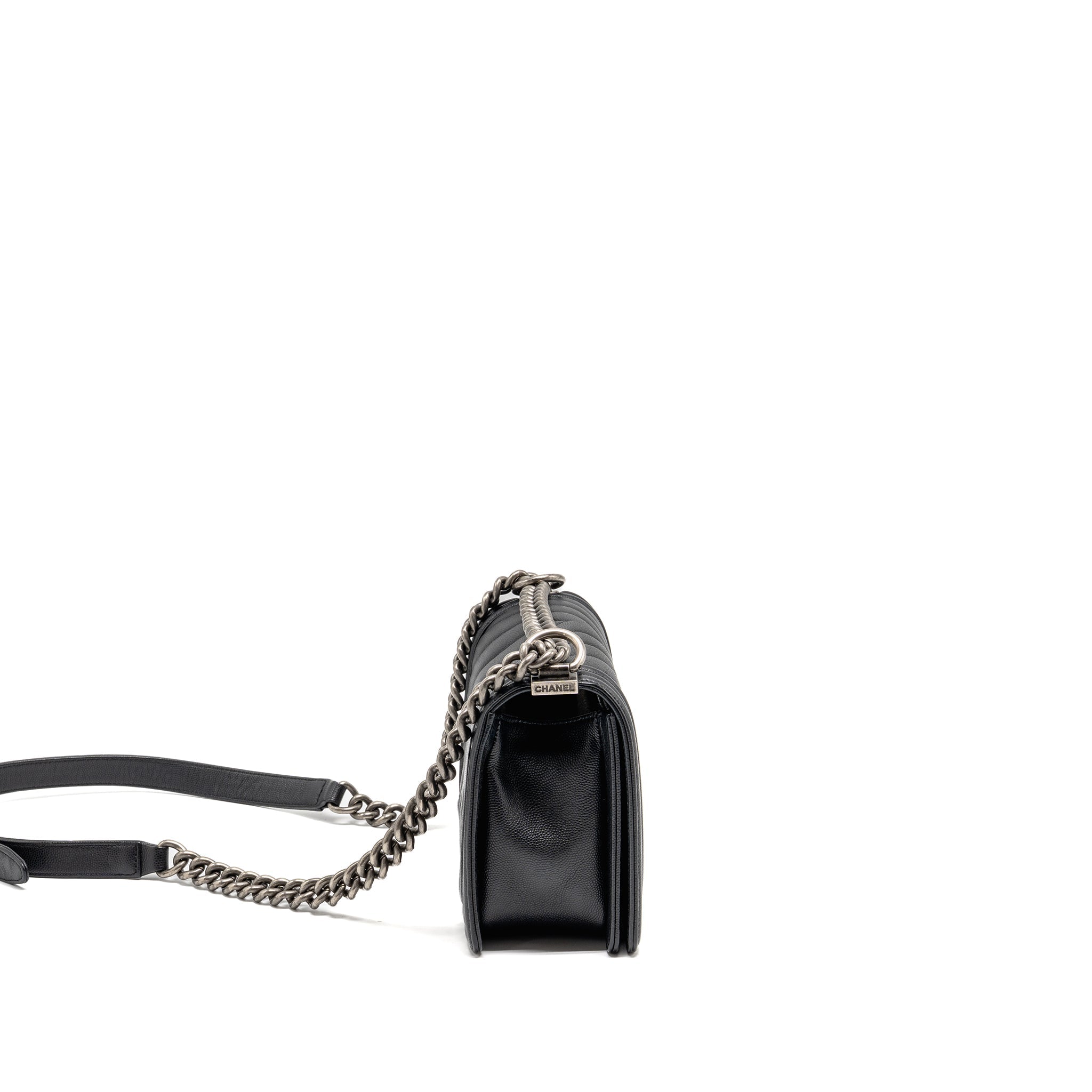 chanel-medium-boy-bag-chevron-caviar-black-ruthenium-silver-hardware