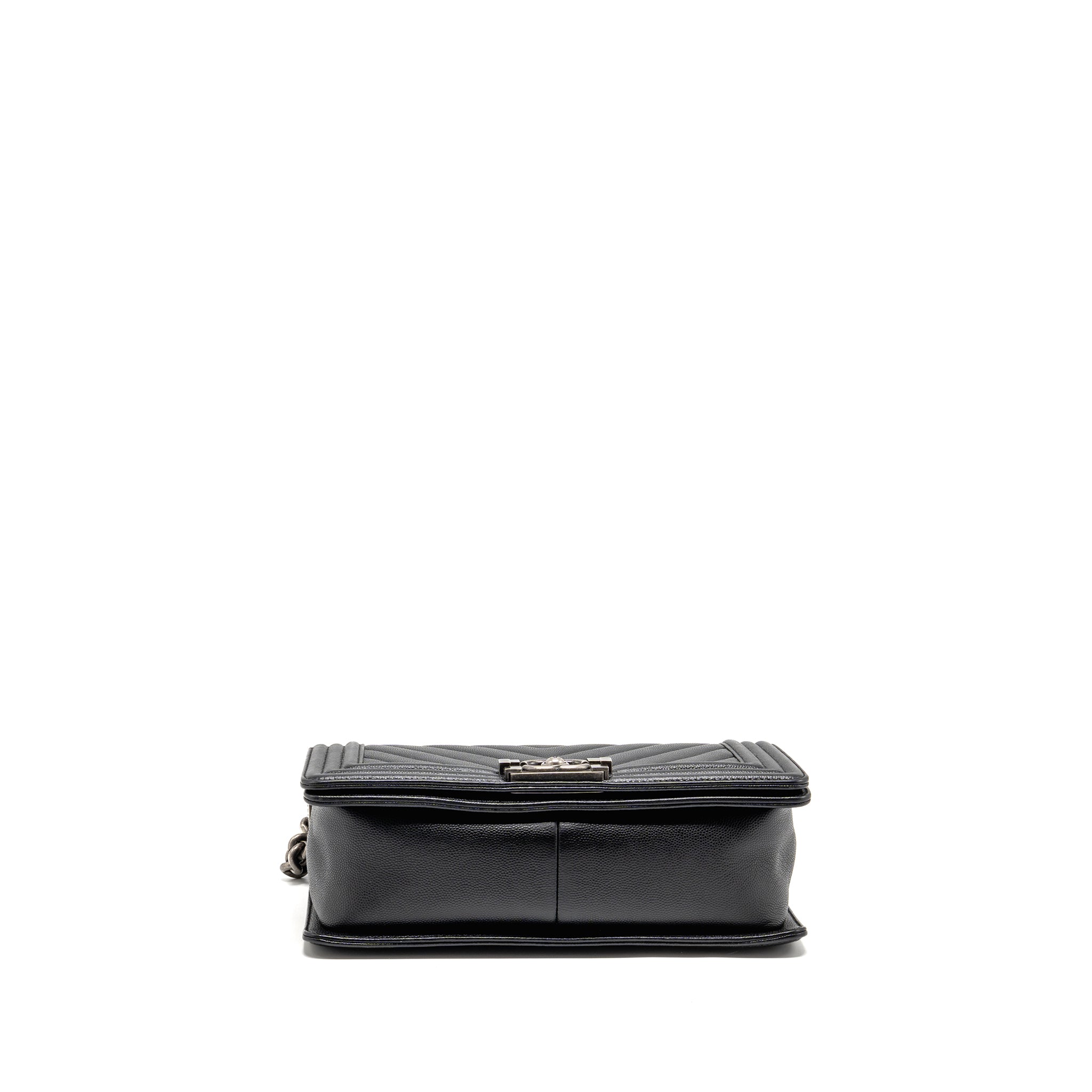 chanel-medium-boy-bag-chevron-caviar-black-ruthenium-silver-hardware
