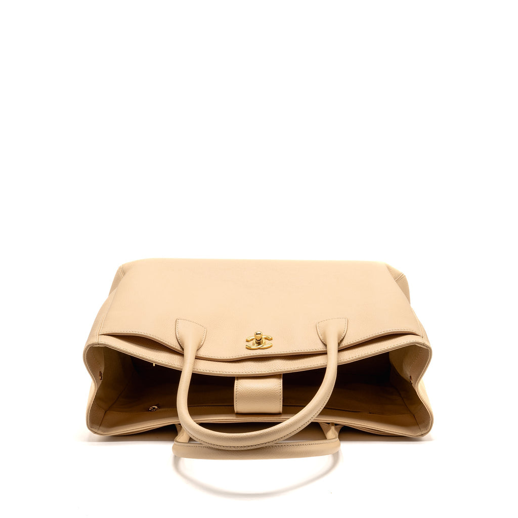 chanel-cerf-tote-bag-caviar-beige-ghw