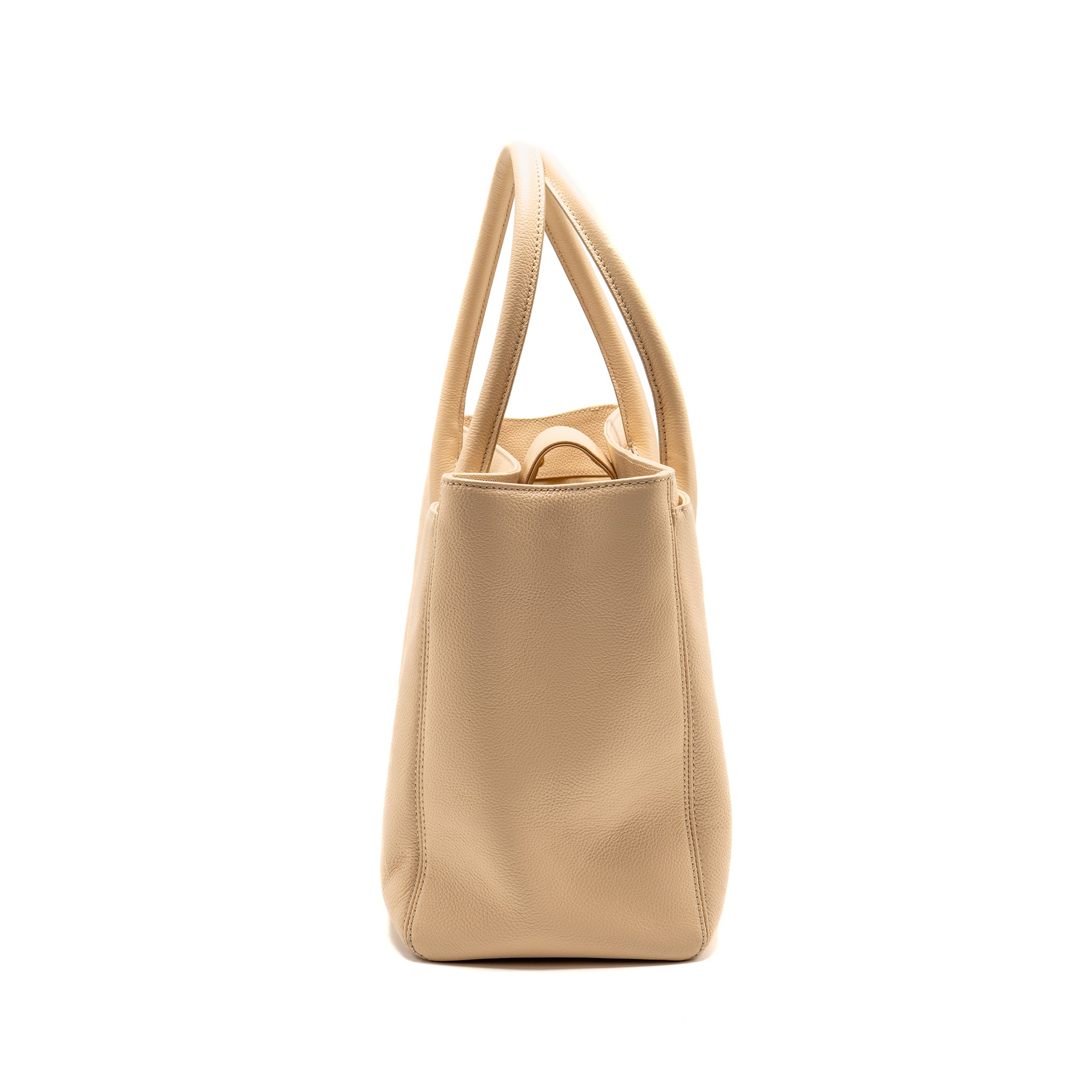 chanel-cerf-tote-bag-caviar-beige-ghw