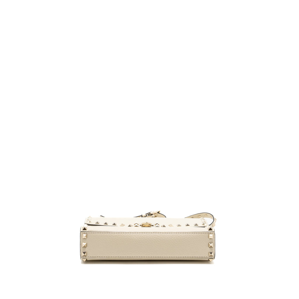 valentino-small-rockstud-crossbody-bag-grained-calfskin-light-ivory-lghw-1