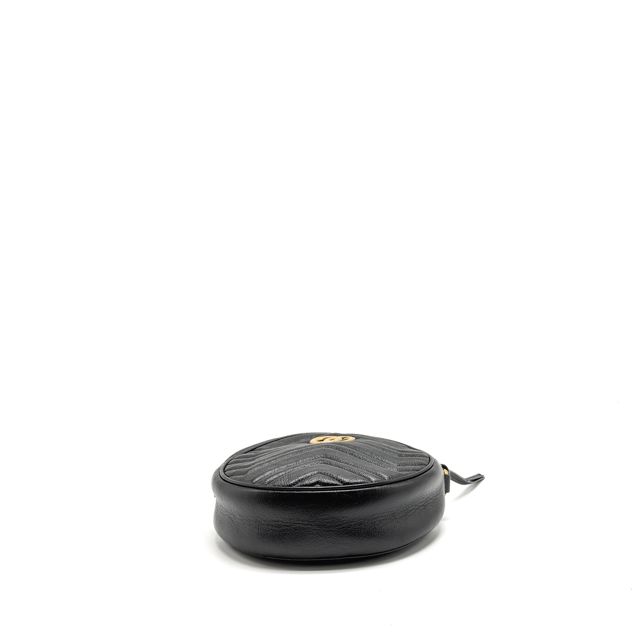 gucci-gg-marmont-round-crossbody-bag-calfskin-black-ghw