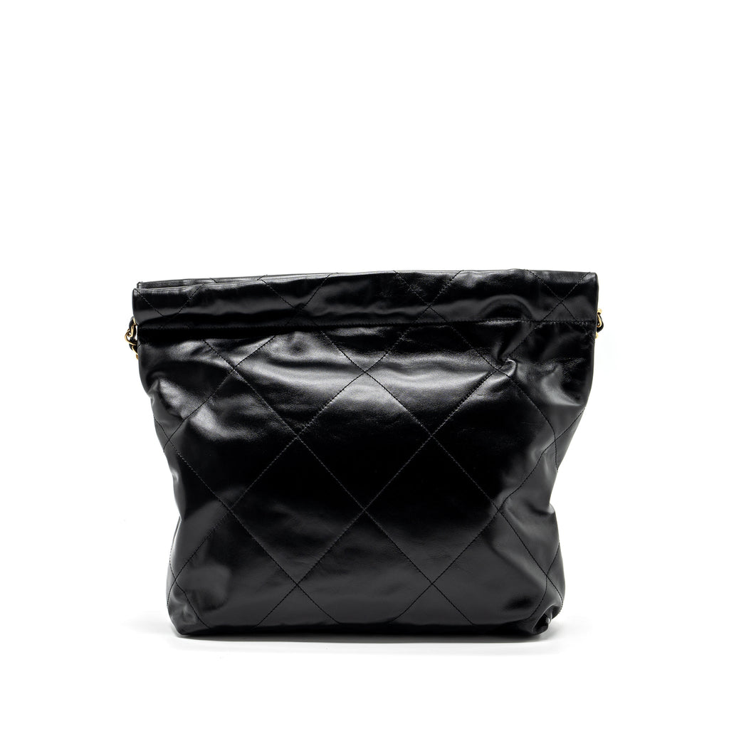 chanel-small-22-bag-lambskin-black-ghw