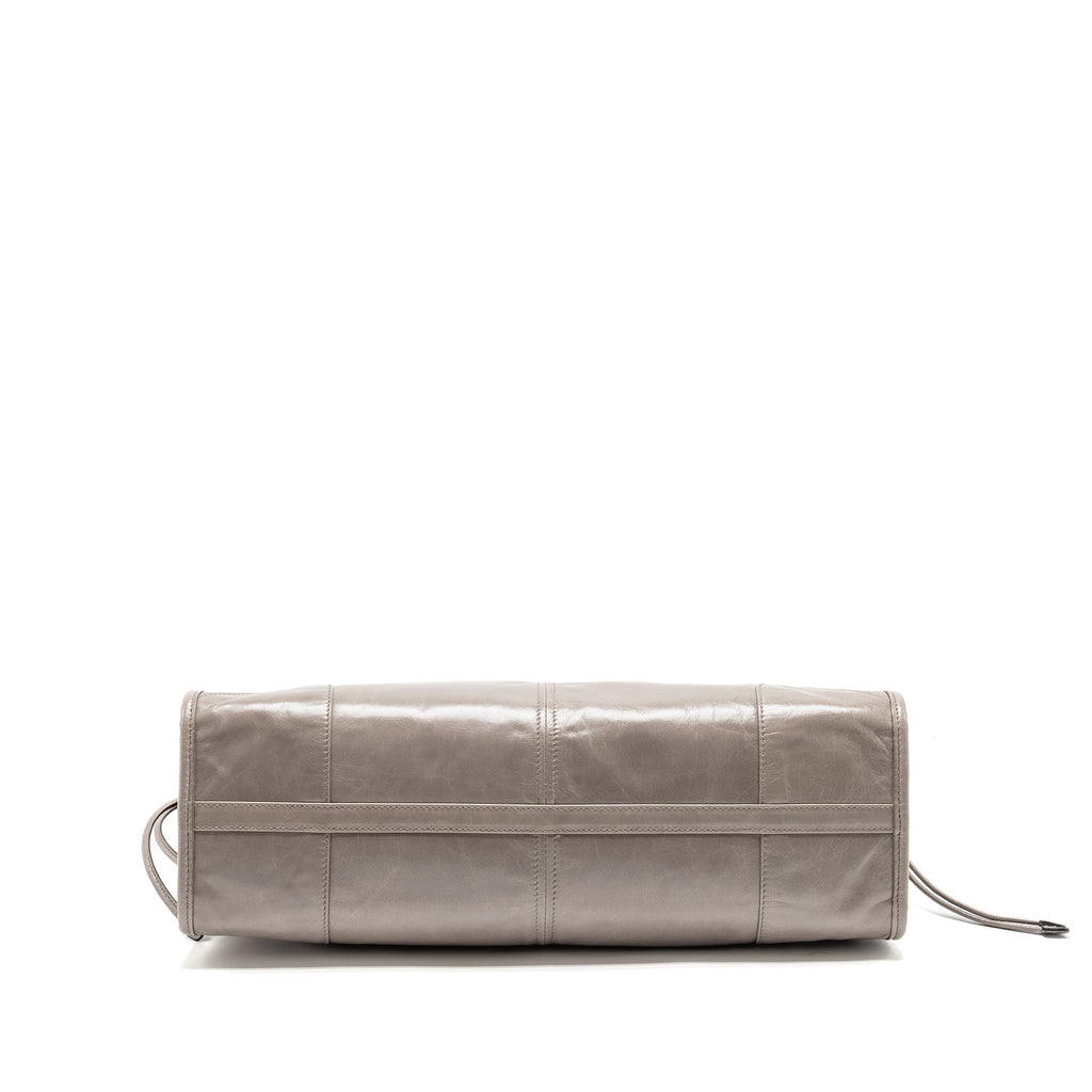 prada-bonnie-large-handbag-calfskin-grey-ghw